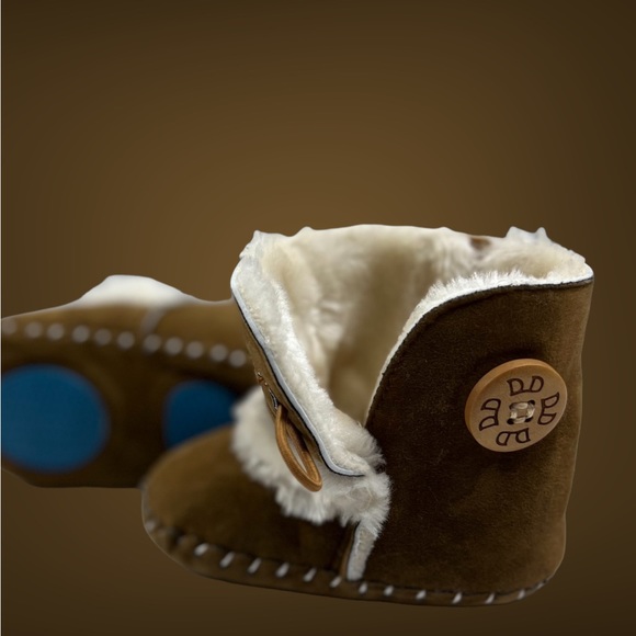 Furry Boots with Button Detail—12-18 months Brown - Picture 6 of 12